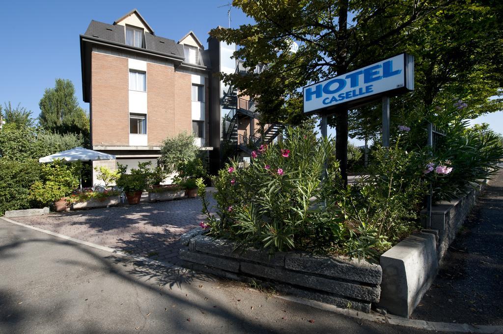 Hotel Caselle Сан-Лаццаро-ді-Савена Екстер'єр фото